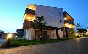 Apartments Hills
